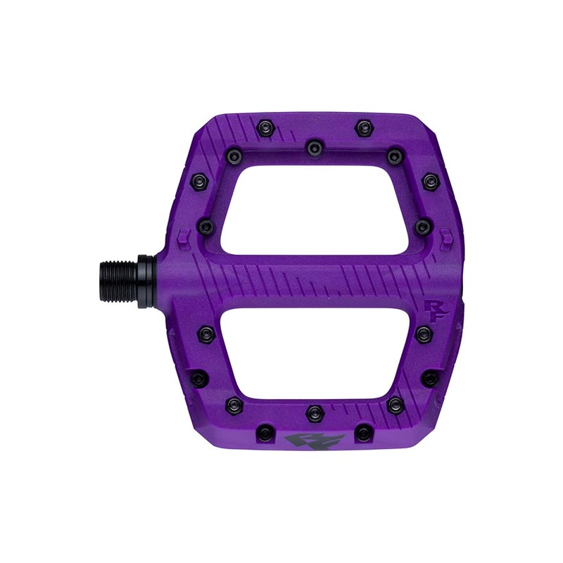 Chester Pedals – Platform Composite 9/16″ Large Purple