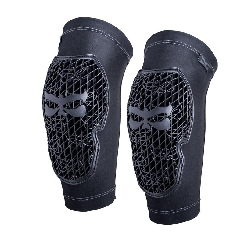 Strike Elbow Guards Large Black/Gray