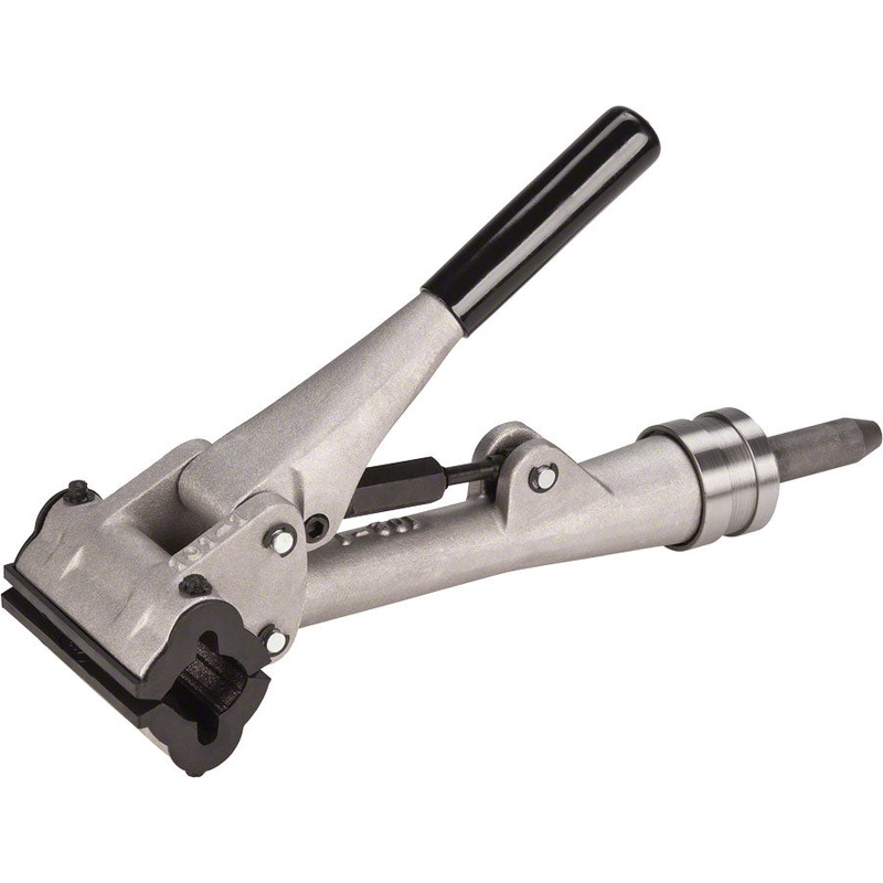 100-9C Adjust Linkage Clamp