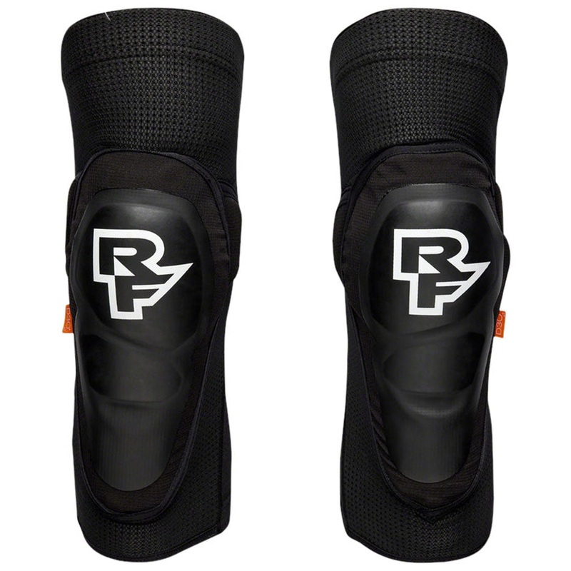 Roam Mountain Bike Knee Pad – Black Black Small