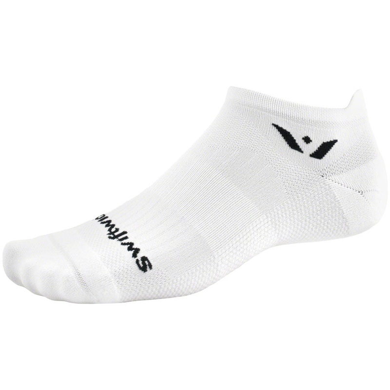 Aspire No Show Socks – White Medium