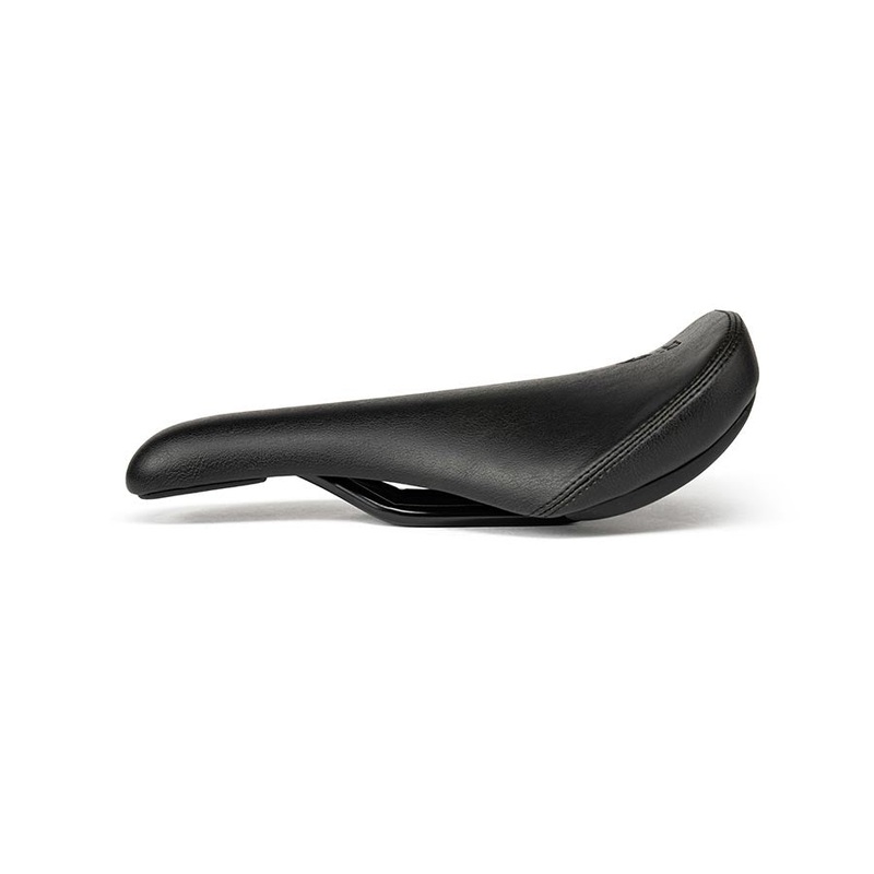 Exile Rail Saddle Slim Black 283g