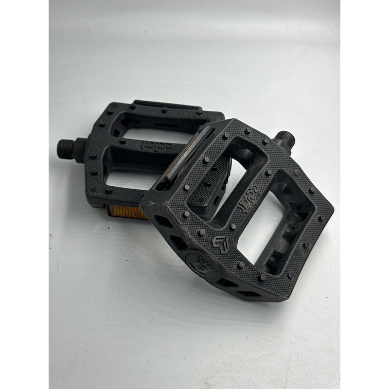 Used Eclat Pedals 9/16