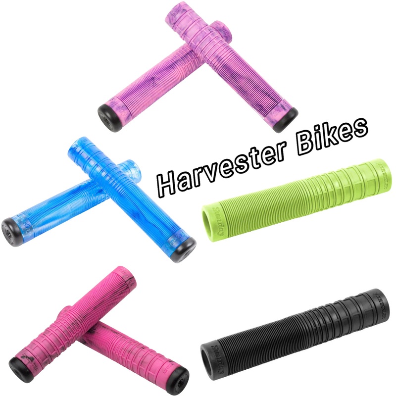 Sunday Jake Seeley Grips Black