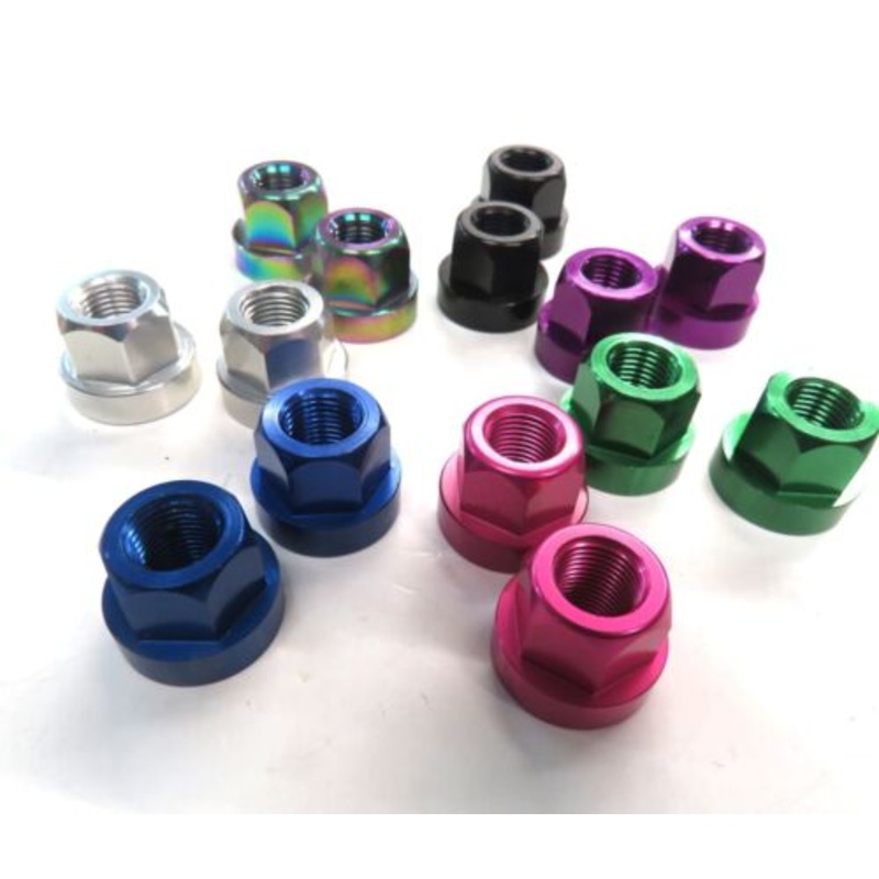 TNT ALUMINUM 3/8″ (10mm) x 26TPI HUB AXLE NUTS (Pair) Green