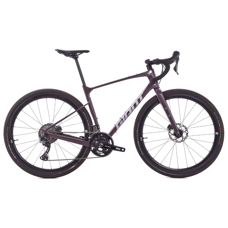 USED 2024 Giant Revolt Advanced 0 Medium Gravel Bike Shimano GRX 2×11 w/ Carbon Wheels Charcoal Plum