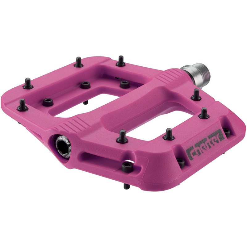 NEW RaceFace Chester Pedals – Platform, Composite, 9/16″, Magenta