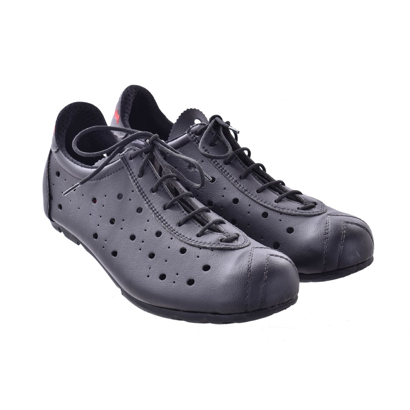 USED Vittoria 1976 Classic Cycling Shoes SPD Sole Size EU 43 / US Mens 9