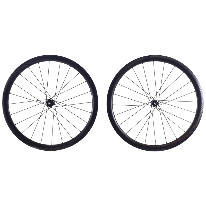 USED Reynolds Assault LE Carbon Wheelset 700C Disc 11-Speed HG