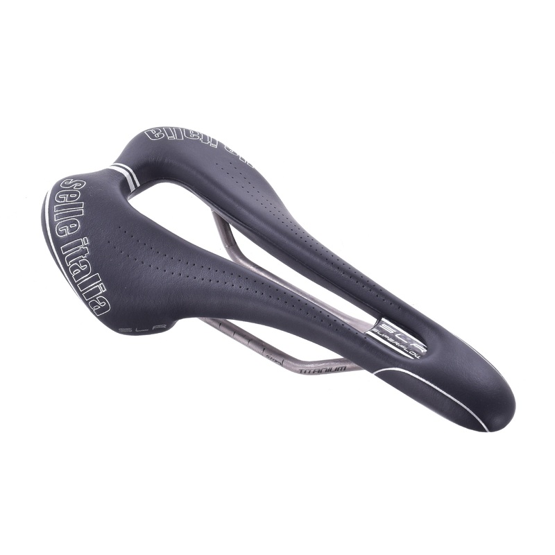 USED Selle Italia SLR Superflow Titanium Rail Saddle Carbon Shell ID Match S3