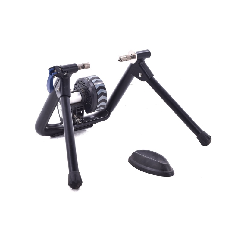 USED Wahoo KICKR SNAP Rear Wheel Smart Cycling Trainer w/ Front Wheel Block