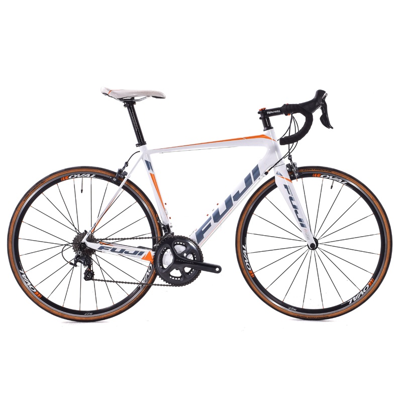 USED 2014 Fuji Altamira 2.3 M/L Carbon Road Bike Shimano Ultegra 2×11 speed White