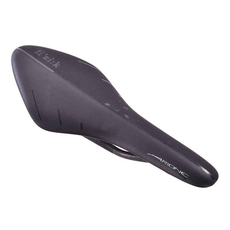 USED Fizik Arione Mobius Carbon Rail/Shell Saddle Road Racing Bike Lightweight