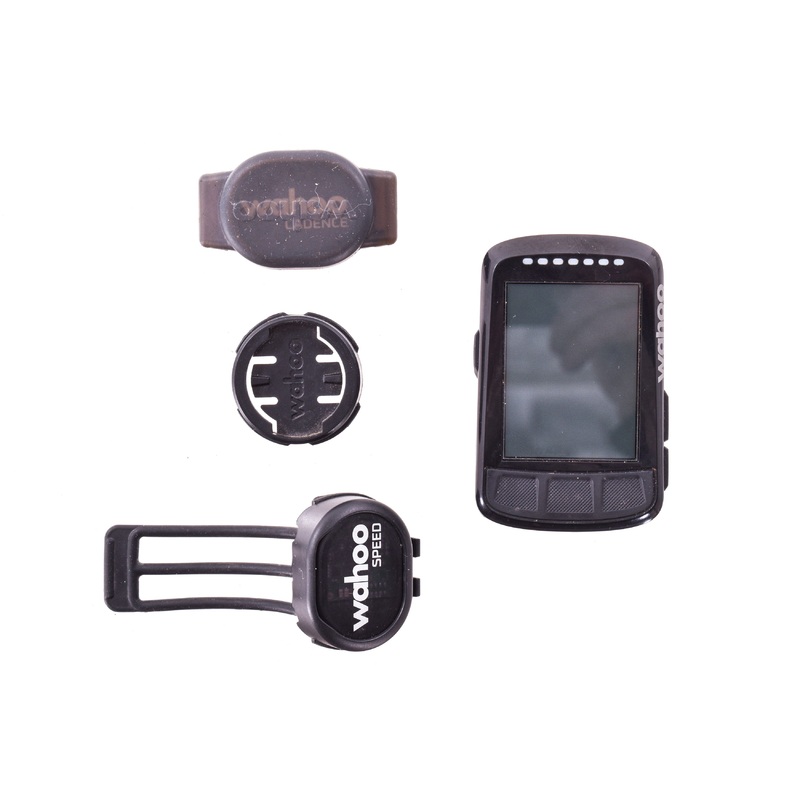 USED Wahoo ELEMNT BOLT Cycling Computer w/ Cadence Censor and Mount V1 WFCC3